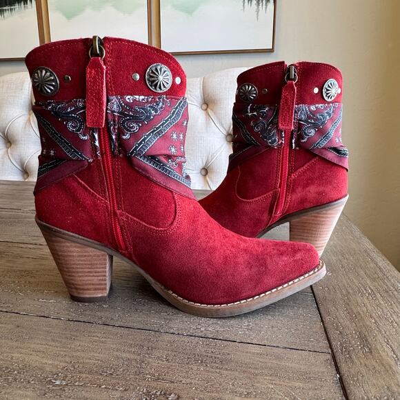 Dingo Red Ankle Boots with Bandana Detail - Picture 7 of 14